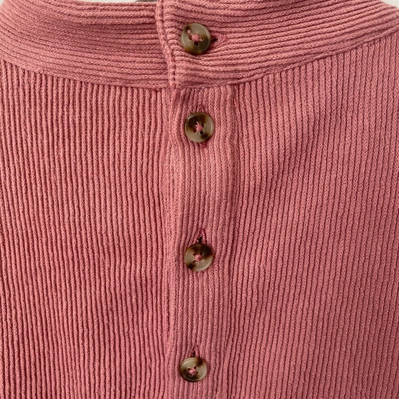Texture & Thread Button-Back Mockneck Top NWOT - Picture 3 of 9